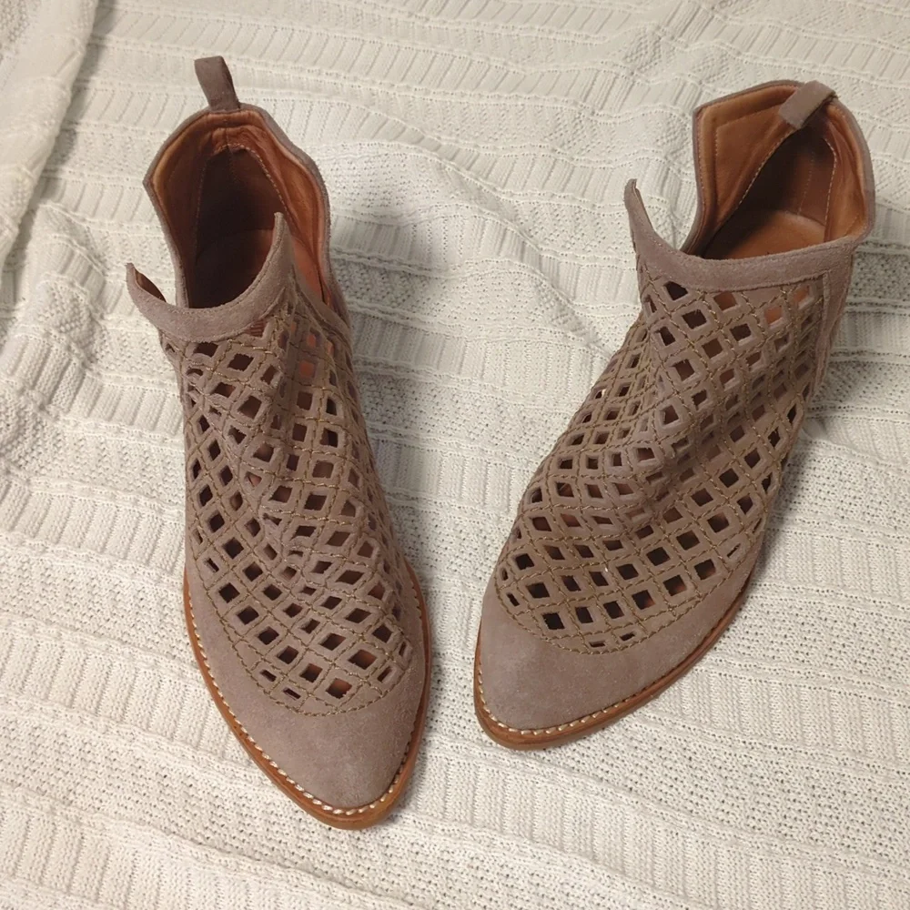 Jeffrey Campbell Taggart Suede Cutout Booties Wooden Block Heel